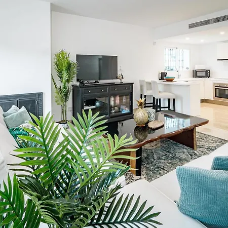 Tatil Evi Charming And Modern 3-bedroom Duplex In Aloha Pueblo With Mountain Views *