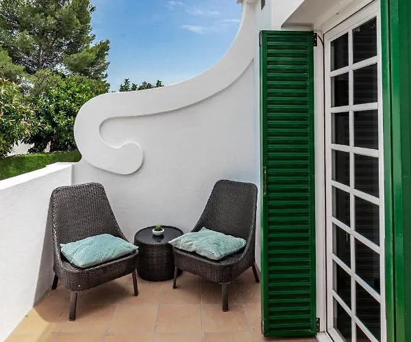 Charming And Modern 3-bedroom Duplex In Aloha Pueblo With Mountain Views * マルベーリャ