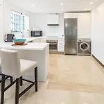 Charming And Modern 3-bedroom Duplex In Aloha Pueblo With Mountain Views Feriehus *