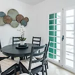 Charming And Modern 3-bedroom Duplex In Aloha Pueblo With Mountain Views Feriehus