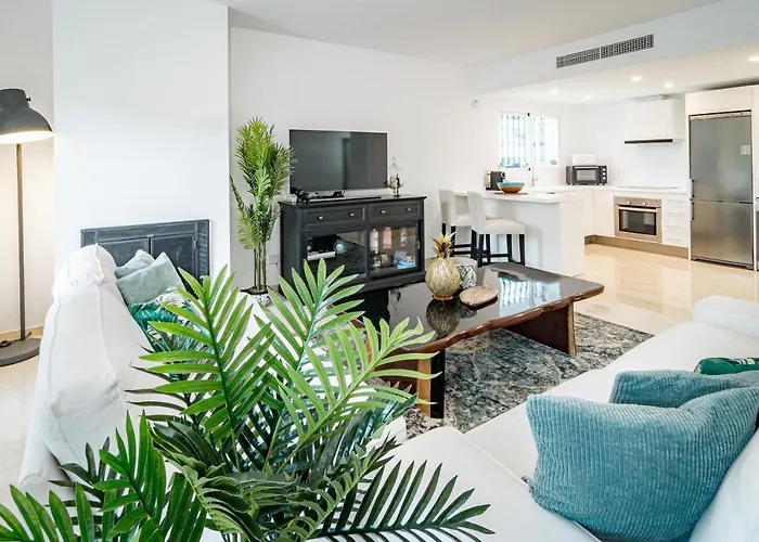 Holiday home Charming And Modern 3-bedroom Duplex In Aloha Pueblo With Mountain Views *