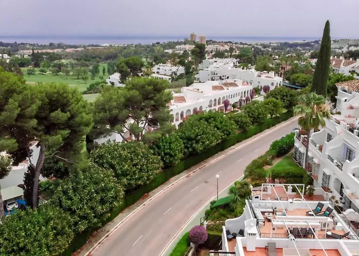 Charming And Modern 3-bedroom Duplex In Aloha Pueblo With Mountain Views *